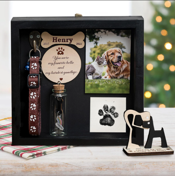 Pet Memorial Shadowbox, Dog Condolence Gifts, Pet Loss Sympathy Gifts, Pet Shadow Box, Pet Memorial, Cat Lover Gift, Christmas Gift